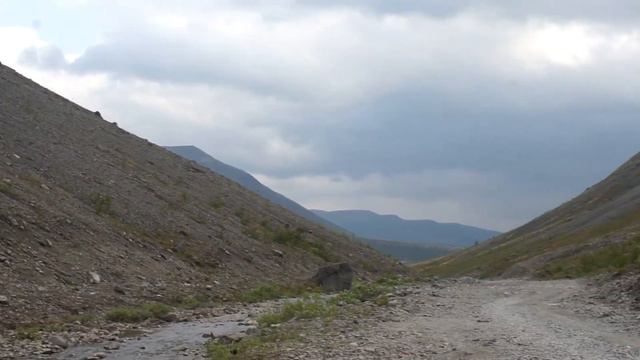 На перевале Кукисвумчорр... смотреть онлайн