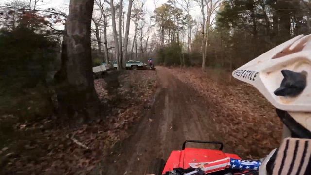 MINT Yamaha Blaster V.S. Honda TRX250 Sport-Utility Conversion! Who will Win? *Mid-Size Shootout* смотреть онлайн