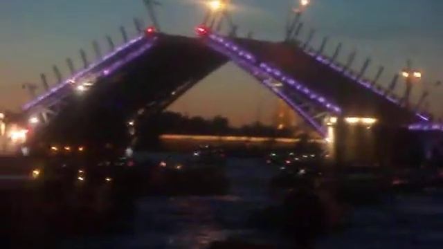 Развод мостов в Санкт-Петербурге смотреть онлайн
