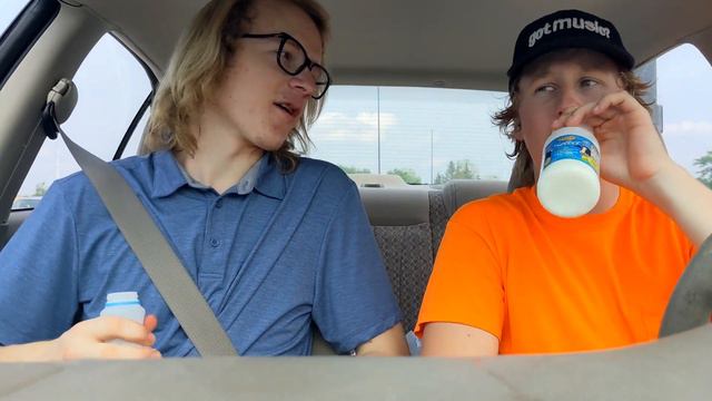 Milk Review Episode 1: Kemp's 2% Milk смотреть онлайн