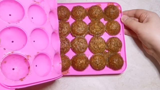 Сочные морковные кейк-попсы. / Juicy carrot cake POPs. смотреть онлайн