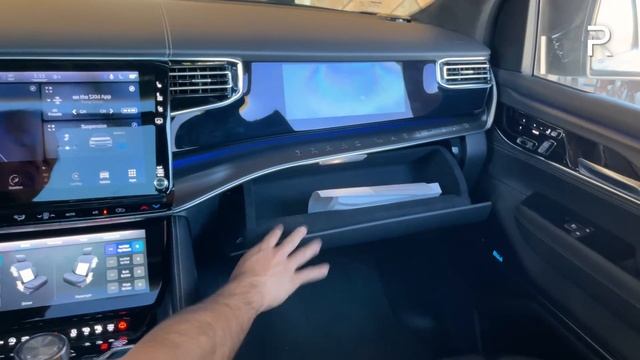 The 2023 Jeep Grand Wagoneer L Is An Extra Large Twin-Turbo Flagship SUV смотреть онлайн