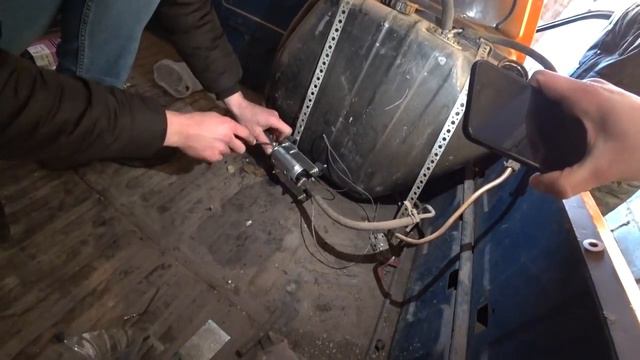 ОЖИВЛЯЕМ НАШ СВАПНУТЫЙ ИЖ ПОСЛЕ 2 МЕСЯЦЕВ ПРОСТОЯ! смотреть онлайн