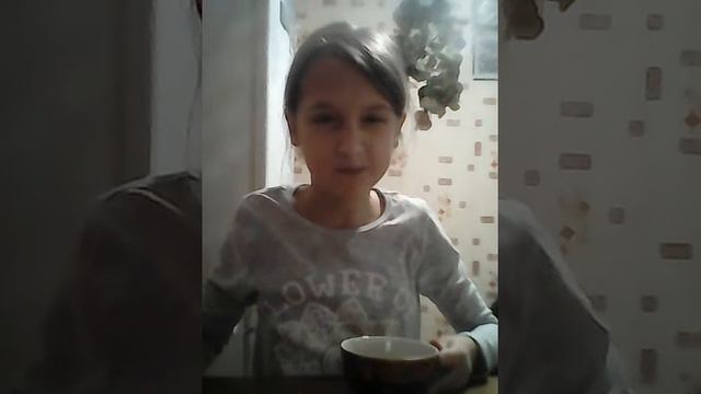 Я ем горчицу с хлебом и сыром Кошмар !!! смотреть онлайн