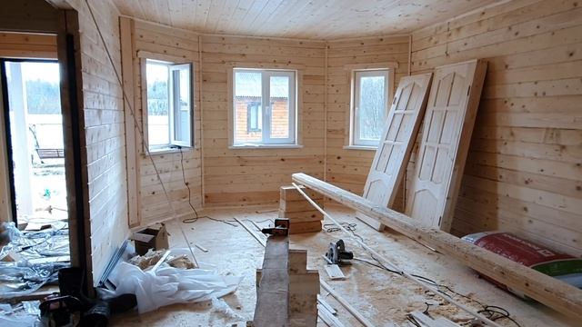 Планировка дома 8х8 метров / Обзор полутораэтажного дома из бруса с эркером