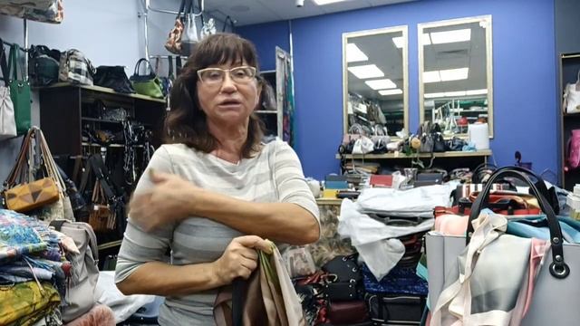 #моднаясумка ? ЗОНТИК И ДИВНЫЙ ЦВЕТОК ? ДВА ПОДАРКА #купитьсумку смотреть онлайн