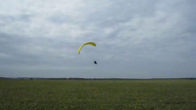 Полёты на даче у Бондарей 21 09 08 г в Валищево смотреть онлайн