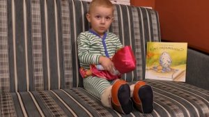 МАША И МЕДВЕДЬ в гостях ИНТЕРАКТИВНАЯ Кукла Маша Обзор Интерактивной игрушки Распаковка 2017смотреть