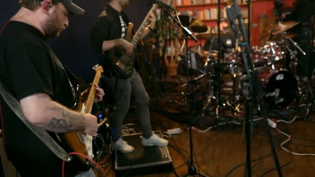 Martin Miller & Josh Smith - Never Walk Alone (Steve Lukather Cover) - Live in Studio смотреть онлайн