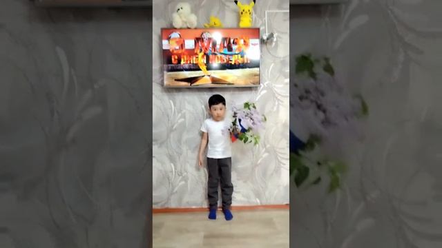 Воспитанники старшей группы д/с "Колосок" ст.Красноярской поздравляют всех с Днём Победы! смотреть онлайн