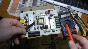 Телевизор SUPRA STV-LC2725FL. Просто сгорел предохранитель.