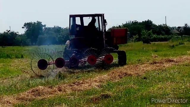 Т16 и грабка навесная. Проба. смотреть онлайн