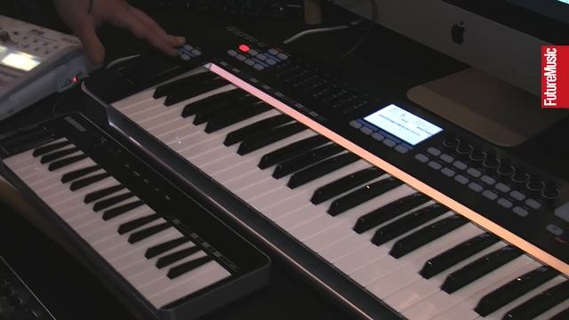 NAMM 2013: Samson USB MIDI Controllers and monitor range смотреть онлайн