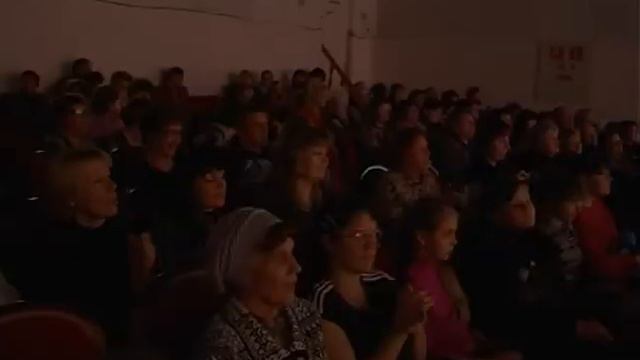 Лариса Калашникова. "Подорожник". Концерт. Кривошеино, апрель 2011 г. смотреть онлайн