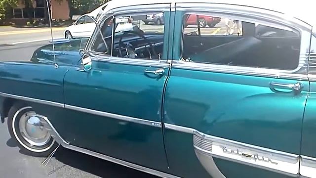 1953 Chevrolet Bel Air 4-door part 1 смотреть онлайн