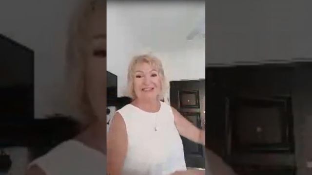 @антониначеменцова Зачем я пришла в сетевой? смотреть онлайн