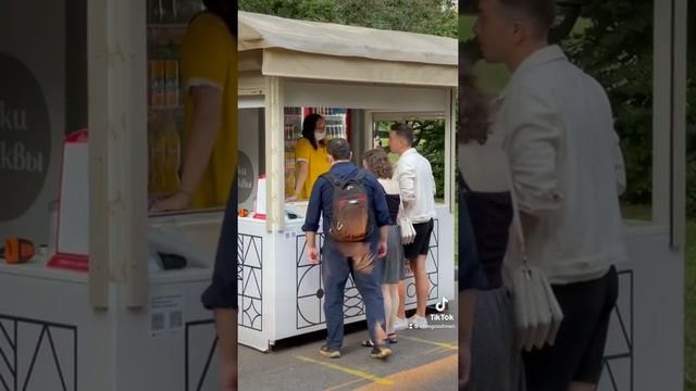 Пранк пошёл не по плану , помог девочке на новый протез