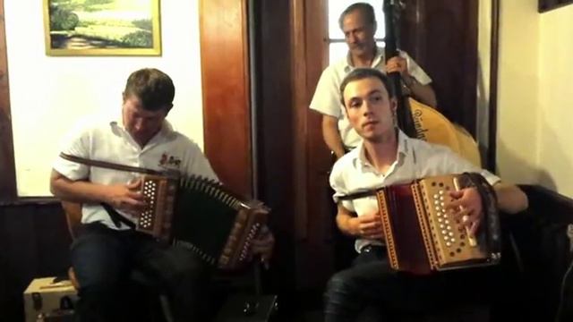 Buendner Spitzbueba Echo vom Steigrat смотреть онлайн