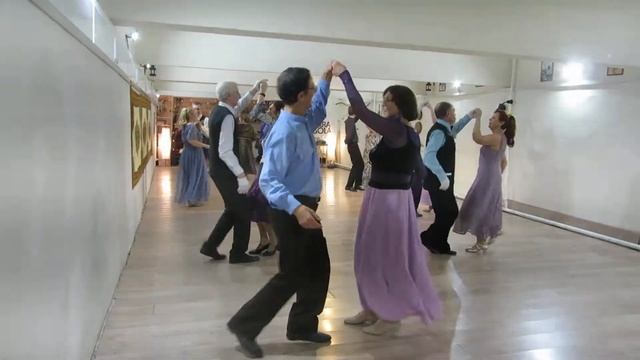 Фокстрот "Ландыши". Танцевальный вечер "Лаванда" на Авиамоторной. смотреть онлайн