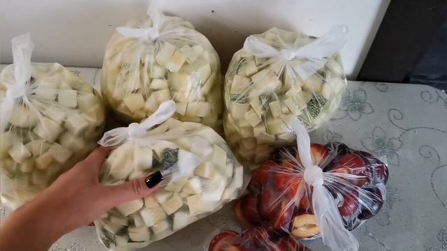 НАРАСТИЛА РЕСНИЦЫ/ПОРУГАЛИСЬ С МУЖЕМ/НАРЕЗАЛА КАБАЧКИ /СОБИРАЮ ВЕЩИ смотреть онлайн