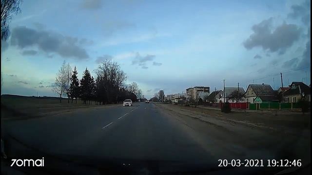 Через сплошную на большой скорости Вилейка смотреть онлайн