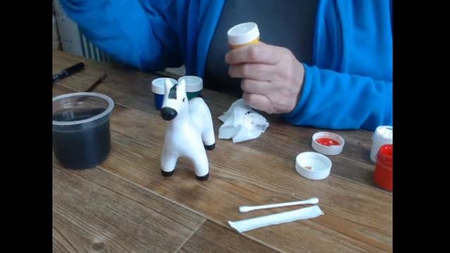 "Раскраска дымковских игрушек"-занятие в клубе "Дымковская игрушка". Ведёт Малахова Н.А. смотреть онлайн