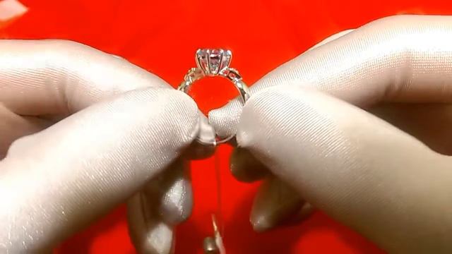Серебряное кольцо с натуральным топазом и фианитами Sokolov 92011086 смотреть онлайн