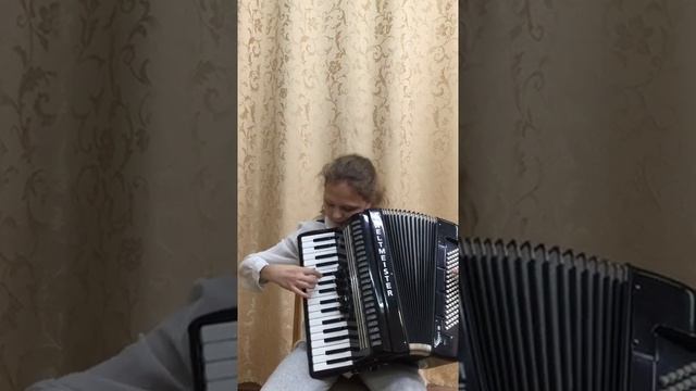 Петрова Аксинья. Г. Беляев Полька «Белочка» смотреть онлайн