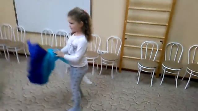 Первое знакомство с веером-вейлом смотреть онлайн