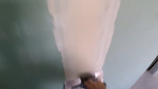 Заделываем швы гипсокартона в два этапа. Унифлот в работе. смотреть онлайн