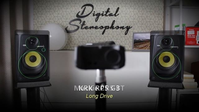 Mackie CR5 BT vs KRK Rokit 5 RP5 G3 || Sound Demo w/ Bass Test смотреть онлайн