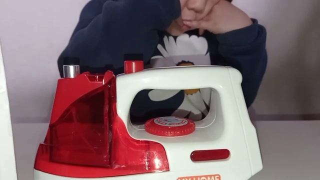 Мы открываем сегодня игрушку My Home утюг смотреть онлайн