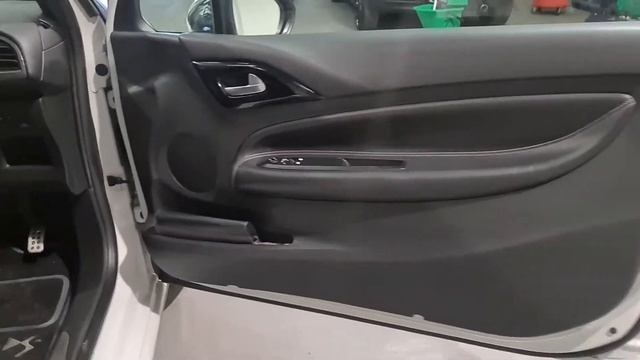 2015 Citroen DS3 Walkaround смотреть онлайн