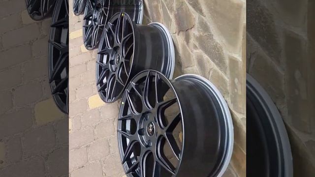 KokoKuture SL530 r17 7.5J ET38 Gunmetal смотреть онлайн