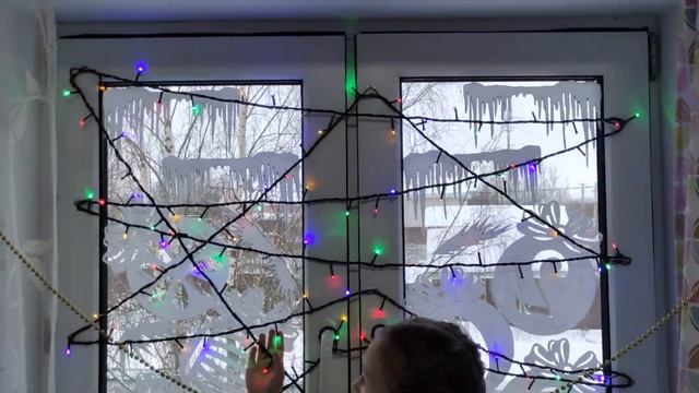 4Д Четыре девочки. Вытынанки - украшаем дом, готовимся к Новому году #вытынанка #новыйгод2022 смотреть онлайн