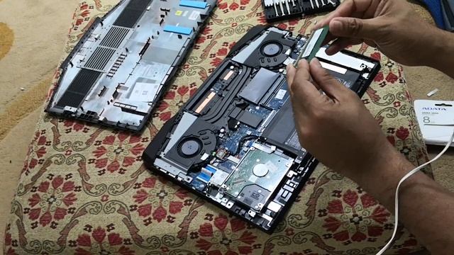 HP Pavilion Gaming 15 - DK0010TX (Upgrading Ram) смотреть онлайн