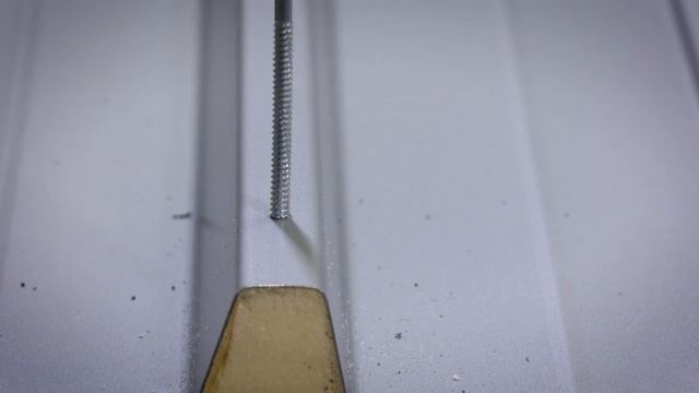 ANLEITUNG Zur Montage Von Sandwichelementen Auf HTU-Schienen Mit S-MP 2 S Selbstbohrschrauben