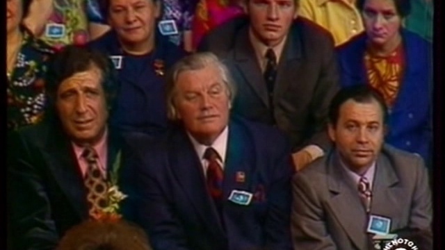 Виа Самоцветы - Не повторяется такое некогда смотреть онлайн