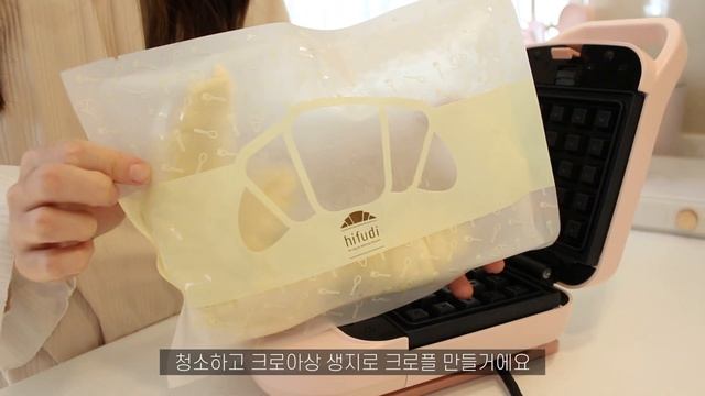 ENG)vlog?김치나베돈까스,?딸기파르페 만들고 얼큰한 김치만두전골 먹는 자취생 브이로그, 크로플, 오징어부침개, 전주여행, 콩비지찌개 смотреть онлайн