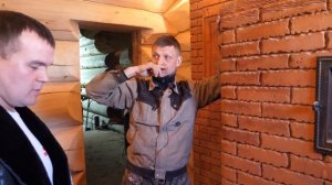 Банная печь в доме из сруба: рассказываем о нюансах при строительстве, о парном помещении и декоре