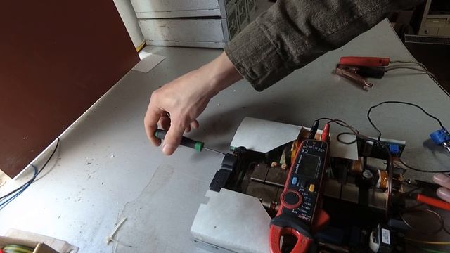 Переделка БП Flatpack1500 на регулировку тока от 2А до 50А смотреть онлайн