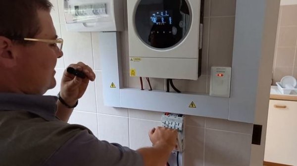 voltronic  inverter  problem  shooting