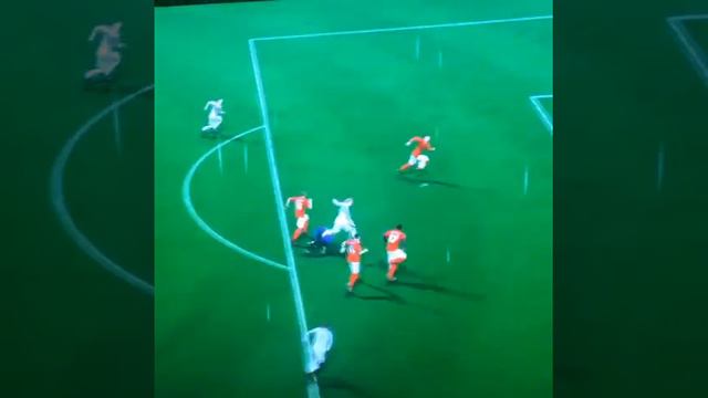 Суровая FIFA 14