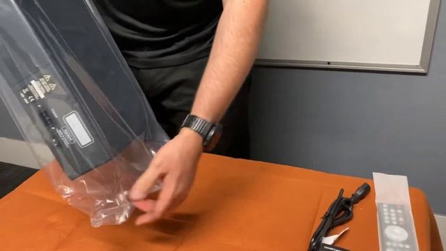 Unboxing Atoll Electronique CD200 CD Player смотреть онлайн