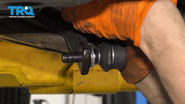 How to Replace Front Sway Bar Links 2009-2015 Toyota Prius смотреть онлайн