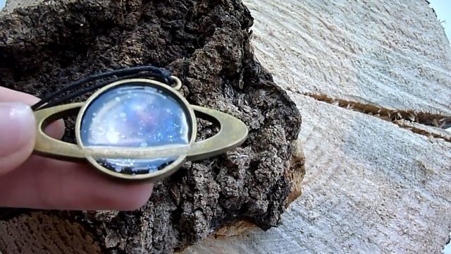 Кулон из эпоксидной смолы Космос. Авторские украшения Екатеринбург #бижутерия #украшения смотреть онлайн