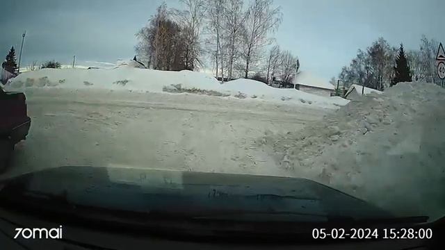Бдительность водителя спасла ребенка от гибели смотреть онлайн
