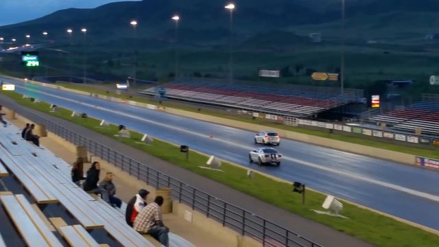 Focus ST Outruns 4 6 Mustang GT at Bandimere Speedway смотреть онлайн