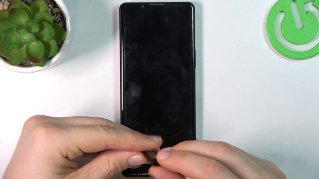 Sony Xperia 5 IV | Как вставить сим карту и карту памяти в Sony Xperia 5 IV смотреть онлайн