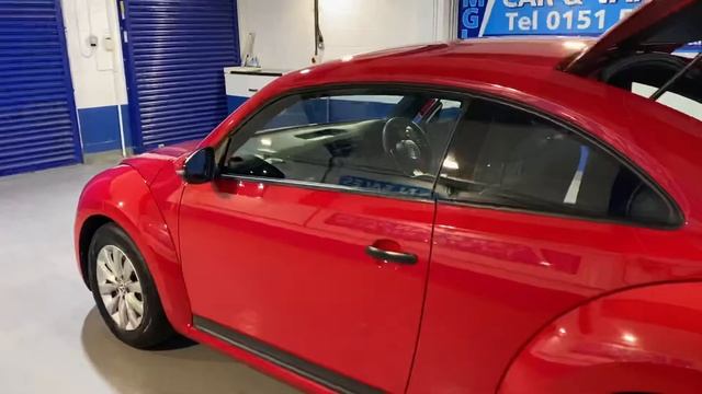 VOLKSWAGEN BEETLE 1.2 TSI 3d 103 BHP смотреть онлайн